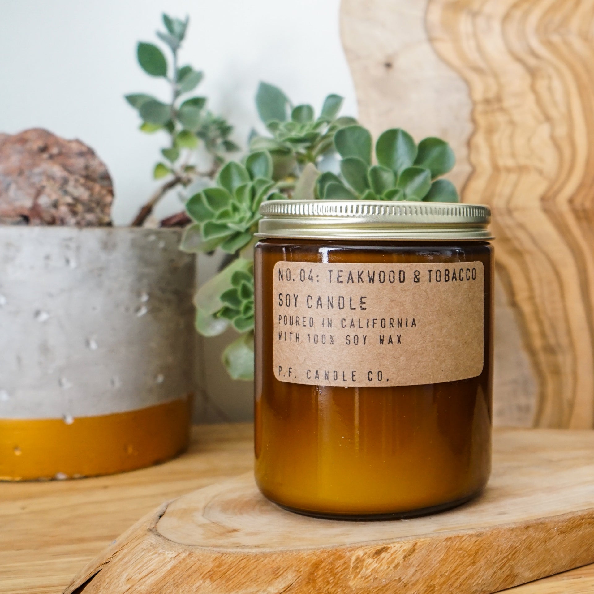 teakwood tobacco candle Teakwood and Tobacco Candle 7.2 oz teakwood tobacco candle Teakwood and Tobacco Candle 7.2 oz